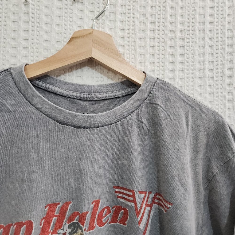 Van Halen Women’s Vintage Motorcycle Pin-Up Graphic Tee Gray Size Medium - Picture 7 of 11